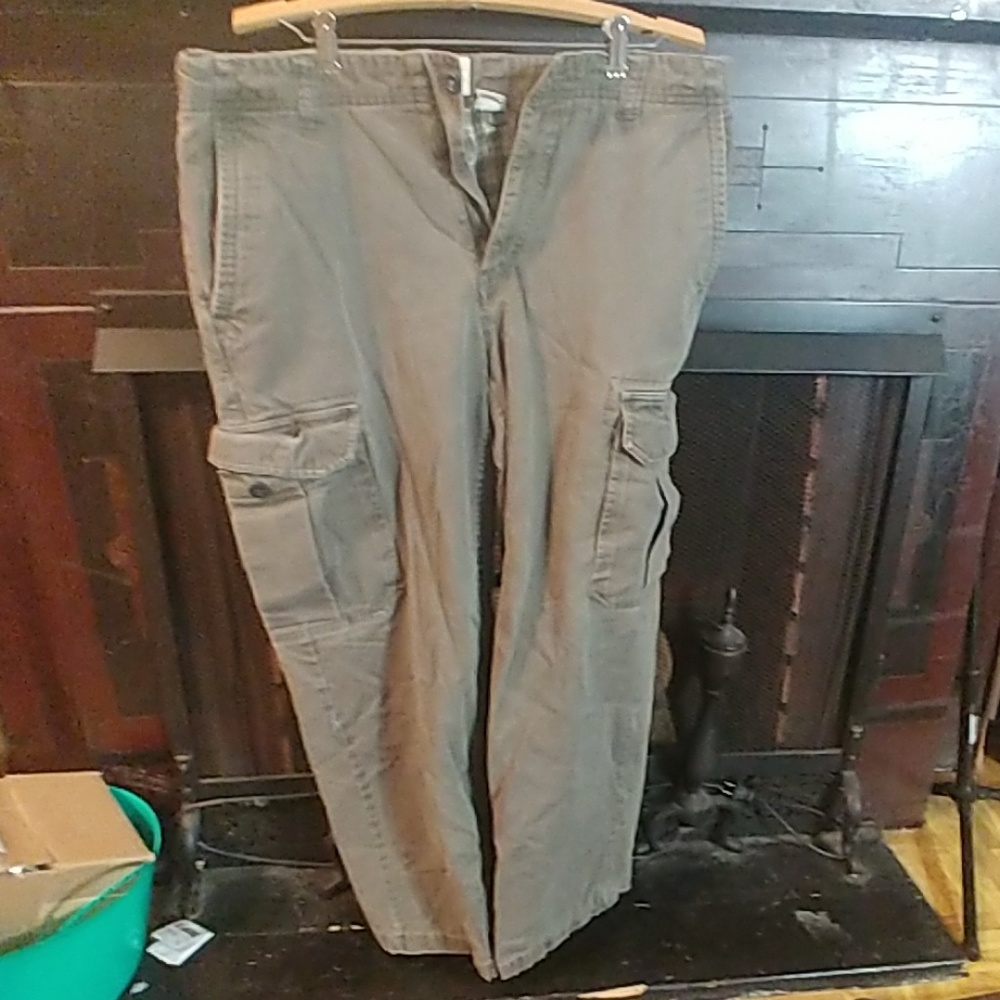 GAP Green Cargo Pants